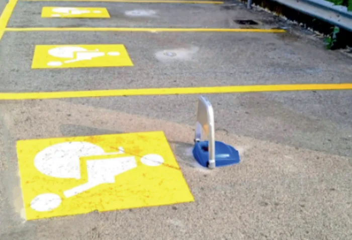 PRM spots with a smart barrier at the Malgrat de Mar Park and Ride